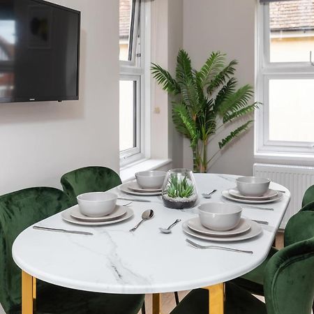 Ocean Apartments, Apartment 1 - Bright And Modern 1 Bedroom Apartment Литълхамптън Екстериор снимка